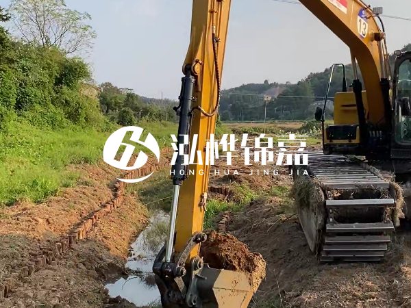 陜西松木樁廠家泓樺錦嘉-松木樁尾徑測量從哪個位置開始算?