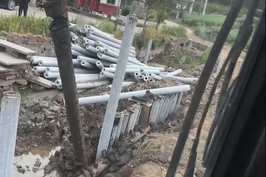 水泥樁批發廠家泓樺錦嘉-100根仿木樁施工大概需要多長時間能完成？